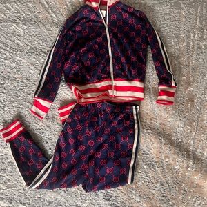 Unisex track suit